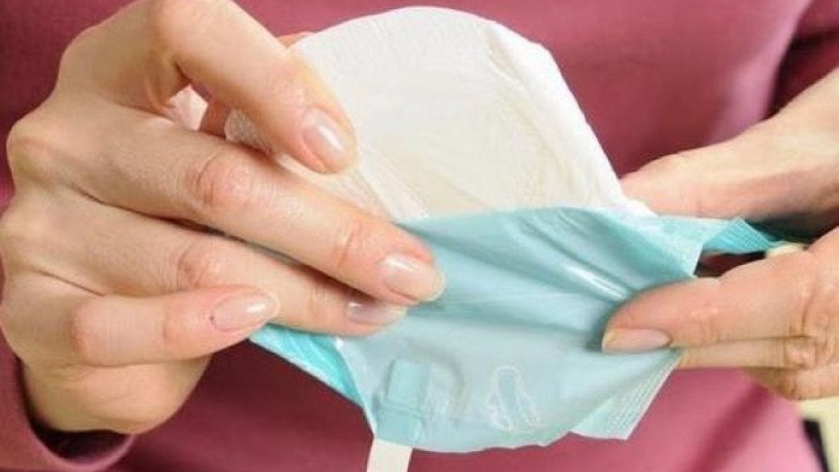 băng vệ sinh có cánh là gì
