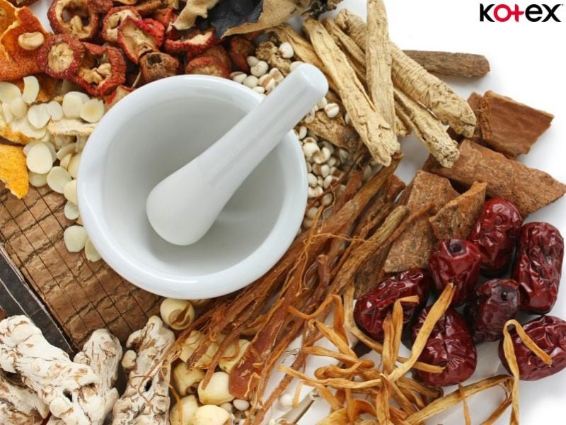 bị trễ kinh uống gì cho ra máu