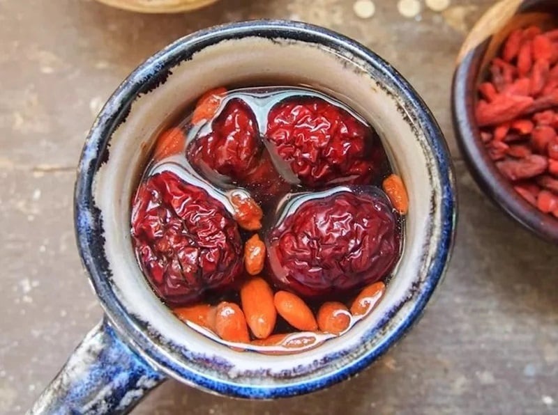 cách nấu nước đường đỏ trị đau bụng kinh