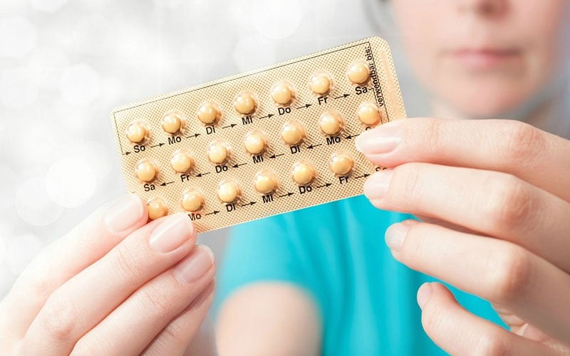 chưa đến kỳ kinh nhưng ra máu hồng