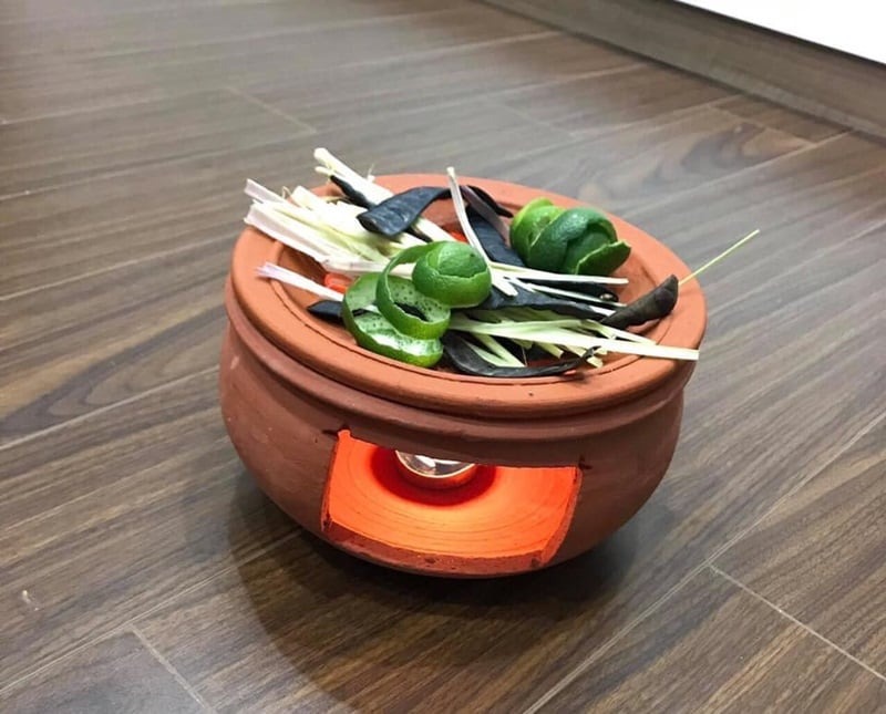 có kinh đi đám ma được không