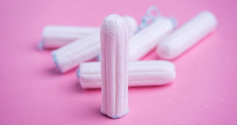 dùng tampon có đi vệ sinh được