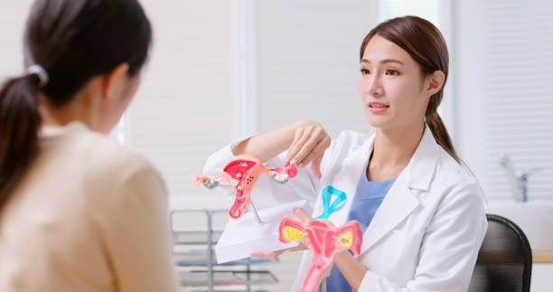 lớp 8 chưa có kinh nguyệt