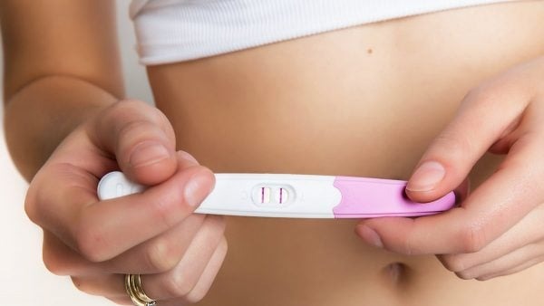 nếu có thai thì có kinh nguyệt không