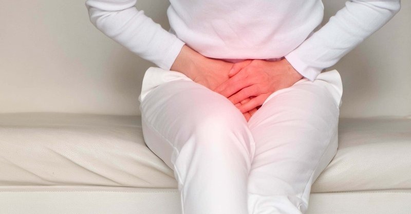 ra máu giữa chu kỳ kinh có thai không