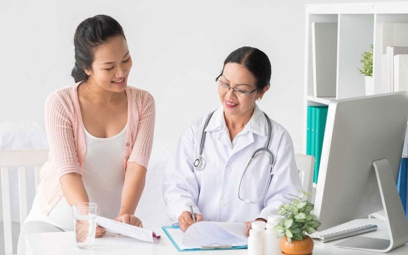 ra máu nhưng không phải kinh nguyệt