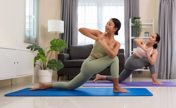 tại sao đến tháng bụng lại to