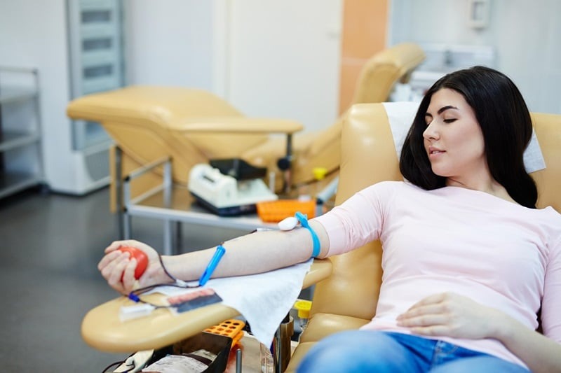 vừa hết kinh nguyệt có nên hiến máu