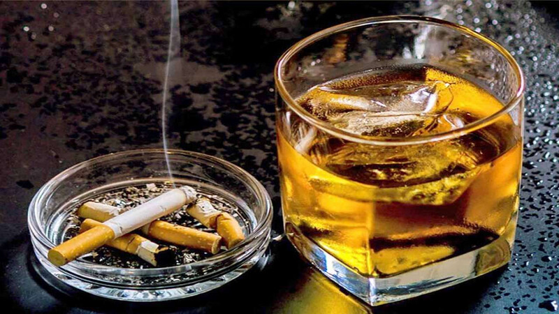 Ngừng ngay việc sử dụng rượu, hút thuốc lá để cải thiện tình trạng mất kinh 5 tháng
