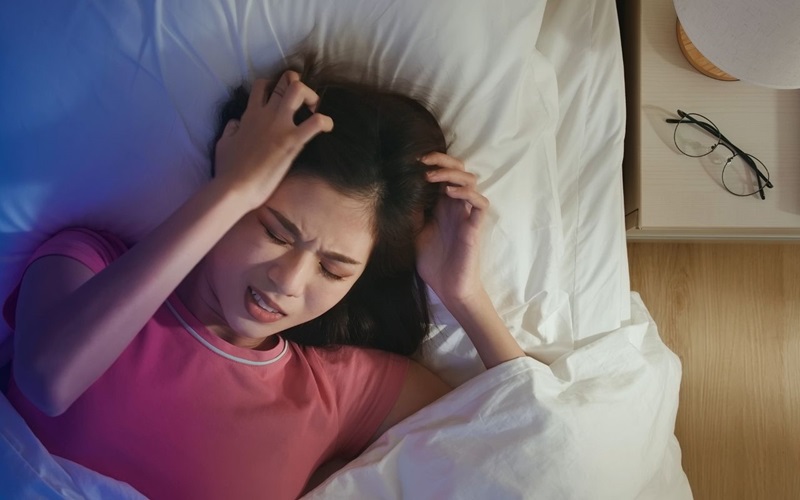 Thống kinh cũng gây nên hiện tượng mất ngủ trước kỳ kinh