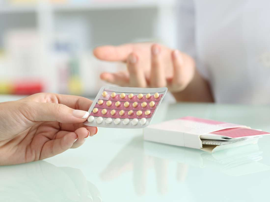Tác dụng phụ của thuốc tránh thai hàng ngày là gì? 