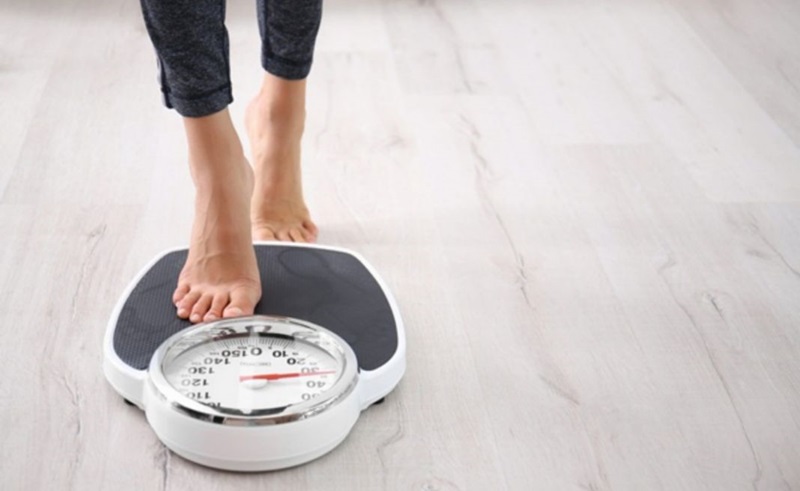 Chu kỳ nguyệt san thất thường có thể do thay đổi trọng lượng đột ngột