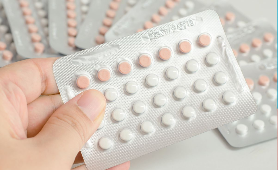 Thuốc tránh thai chỉ chứa progestin phù hợp với phụ nữ đang cho con bú